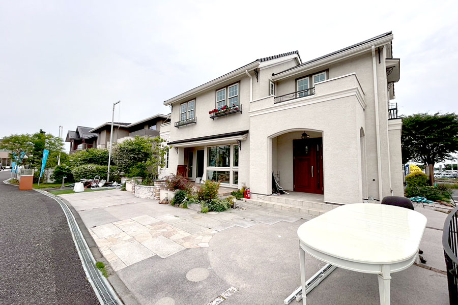 解体工事前の建物の様子